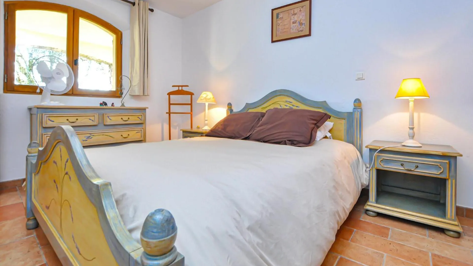 1 Bedroom Stunning Apartment In Grasse