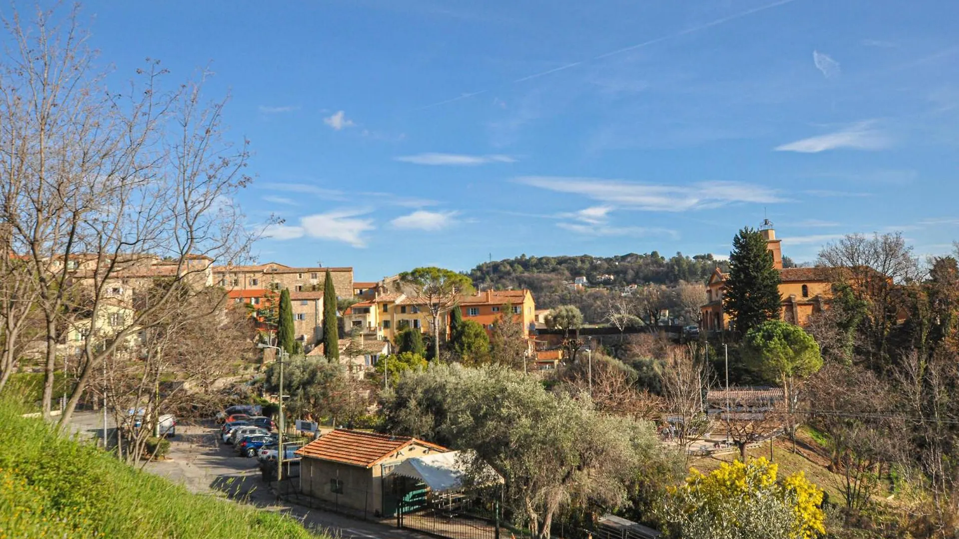 1 Bedroom Stunning Apartment In Grasse